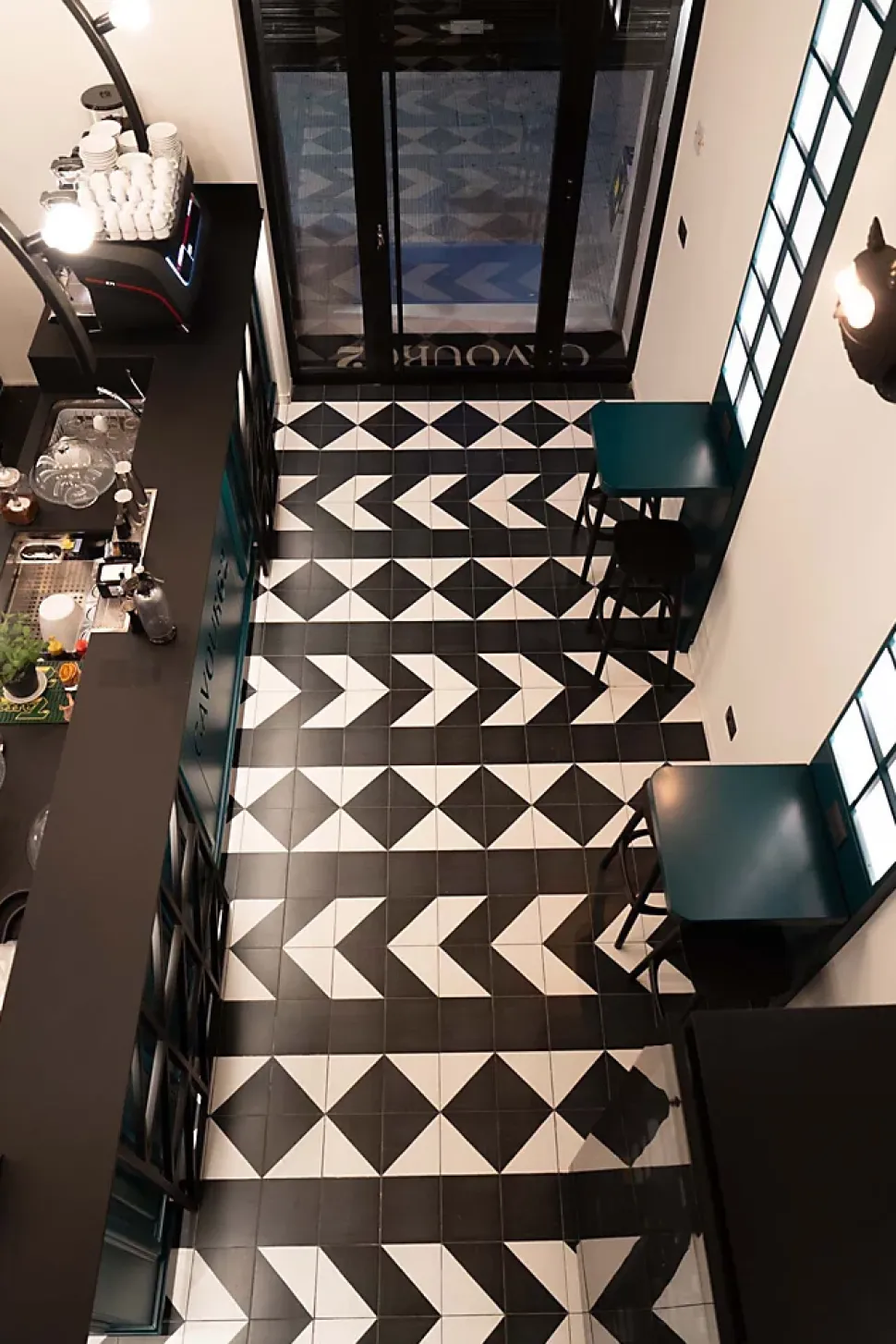 Carrelage Imitation Carreaux De Ciment 20x20 SCENARIO Tappeto 1 Nero - Les Carreaux de Jean