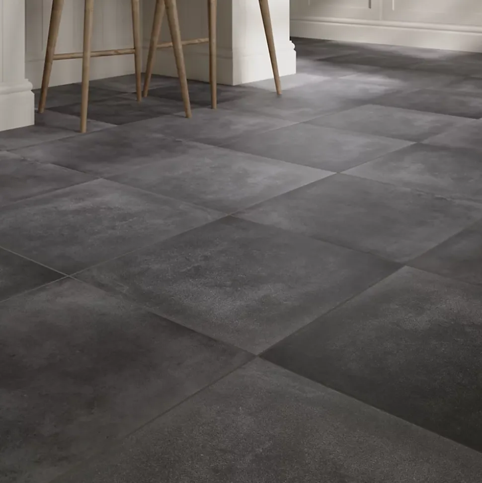 Carrelage sol et mur effet béton anthracite L.61,6 x l.61,6 cm x ép.7,4 mm, Konkrete