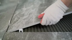 Colle carrelage sol int/ext et mur intérieur blanc Volden C2E 5kg