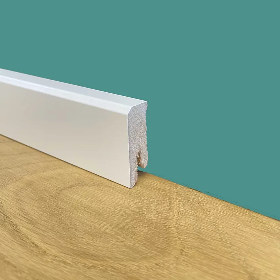96ml de PLINTHE BASSE CARRÉE en FIBRE DE BOIS 40X15 BLANC