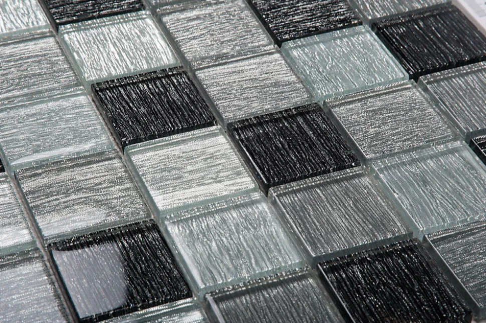 Mosaique de Verre 4.8X4.8 Gris - vendu par plaque de 30X30 cm -