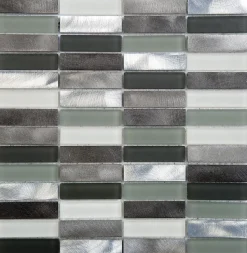 Mosaïque d'aluminium brosse et verre Mix Gris Barrettes 2X7.3 cm - vendu par plaque de 30.3 X29.7 cm -