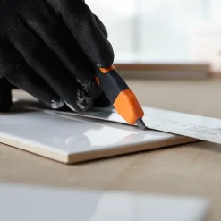 Pointe à tracer 14,5cm Magnusson orange et noir