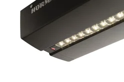 Porte de garage sectionnelle acier Hormann SandGrain blanc trafic RAL 9016 - l.300 x h.212,5 cm - motorisée