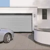 Porte de garage sectionnelle acier Hormann WoodGrain blanc aluminium RAL 9006 - l.250 x h.212,5 cm - motorisée