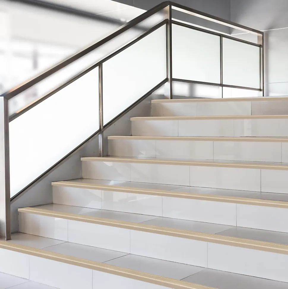 Seuil d'escalier Safety Forme: F Aluminium anodisé Or élégant L 134 cm