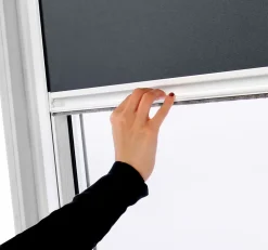 Store occultant compatible fenêtre de toit VELUX pour dimension SK06 - Bleu